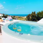 Traditional Cave With Jacuzzi, Terrace And Sea View - Sando *
