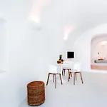 Traditional Cave With Jacuzzi, Terrace And Sea View - Sando Villa Vourvoúlos