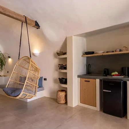 Traditional Cave With Jacuzzi, Terrace And Sea View - Sando Vourvoulos