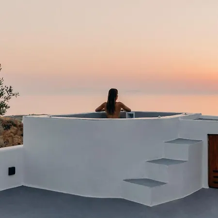 Sando Traditional Cave With Jacuzzi And Sea View Vourvoúlos