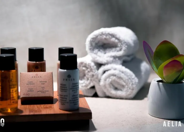 Traditional Cave With Jacuzzi, Terrace And Sea View - Sando Vourvoúlos