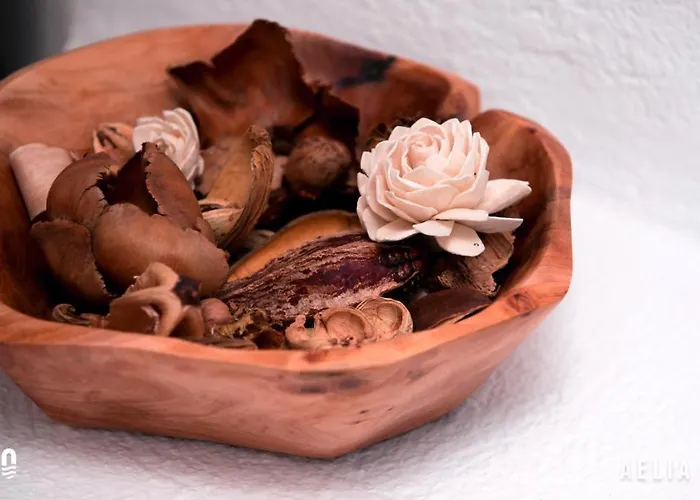 Villa Traditional Cave With Jacuzzi, Terrace And Sea View - Sando Vourvoúlos