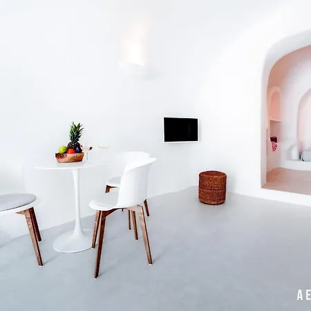 Traditional Cave With Jacuzzi, Terrace And Sea View - Sando